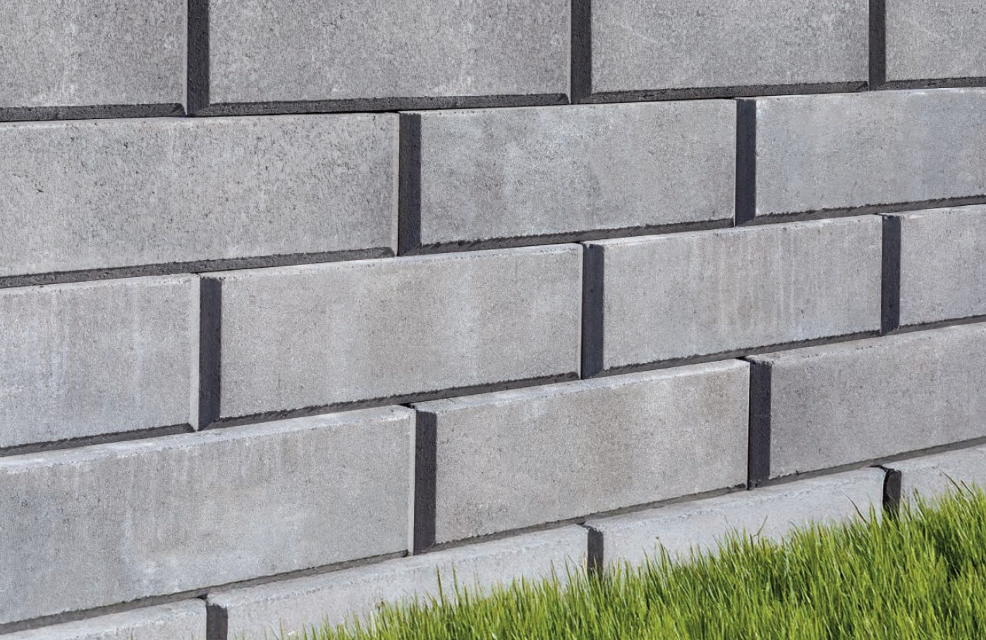 Premier 6 Modern Edge 2 pgr - Rockwood Retaining Wall.2